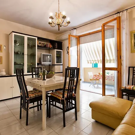 Blubay House - Beach House Alghero
