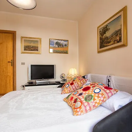 Blubay House Apartment *